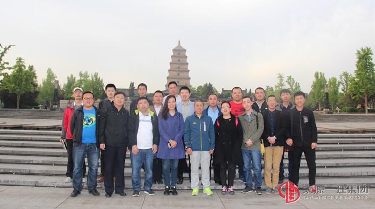 观摩找差距 借鉴补不足